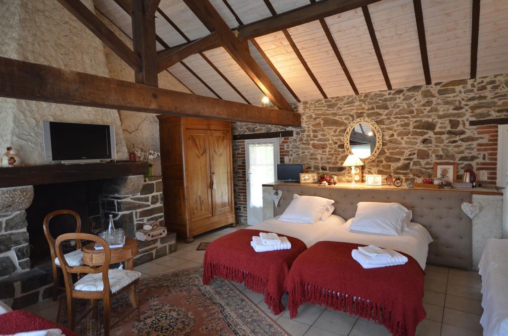 L'Arbre D'Alais Bed & Breakfast Saint-Fulgent Bagian luar foto